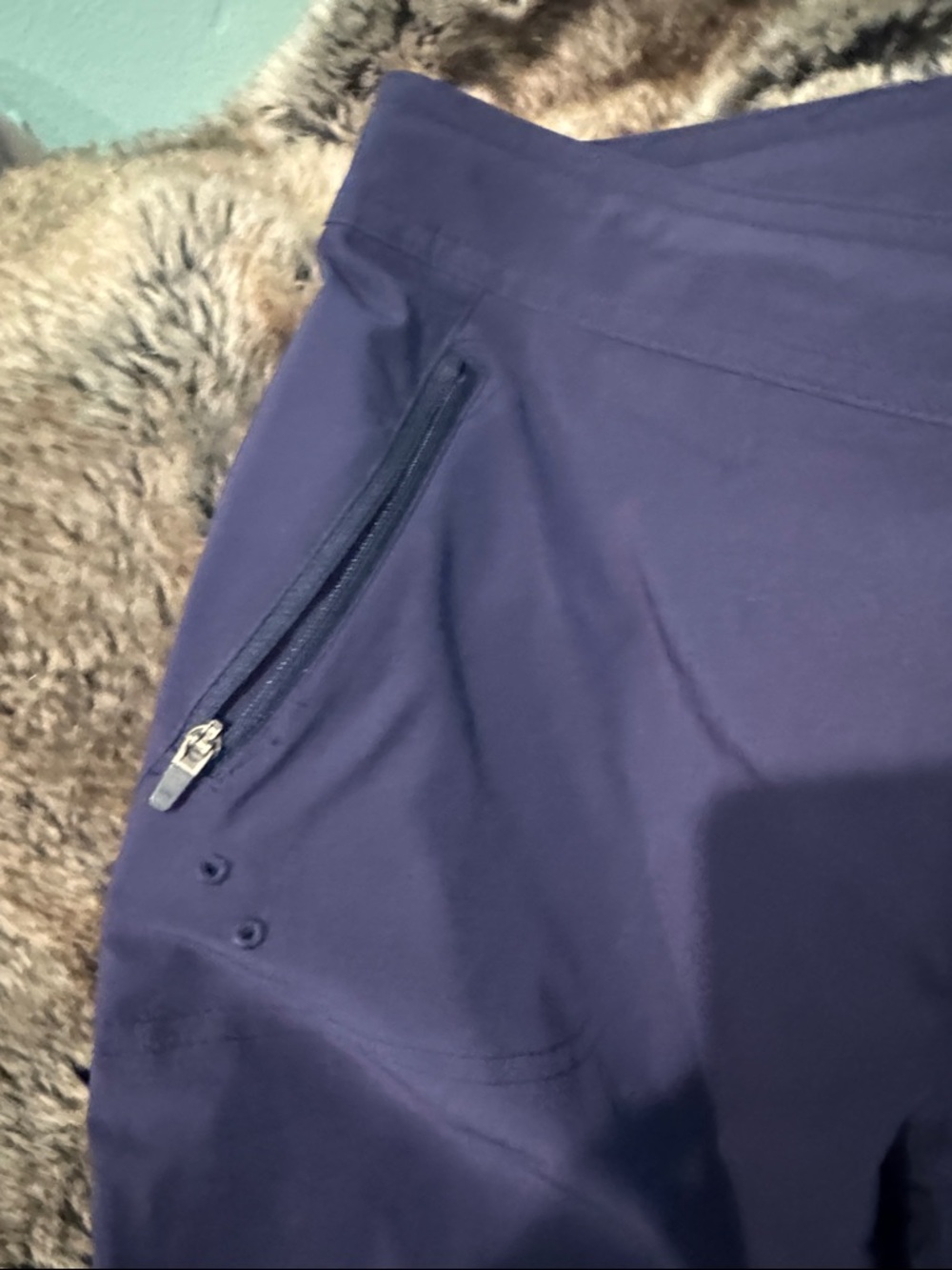 Title Nine Dark Navy 8 1/2 inch inseam Rogue Shorts - Picture 3 of 7
